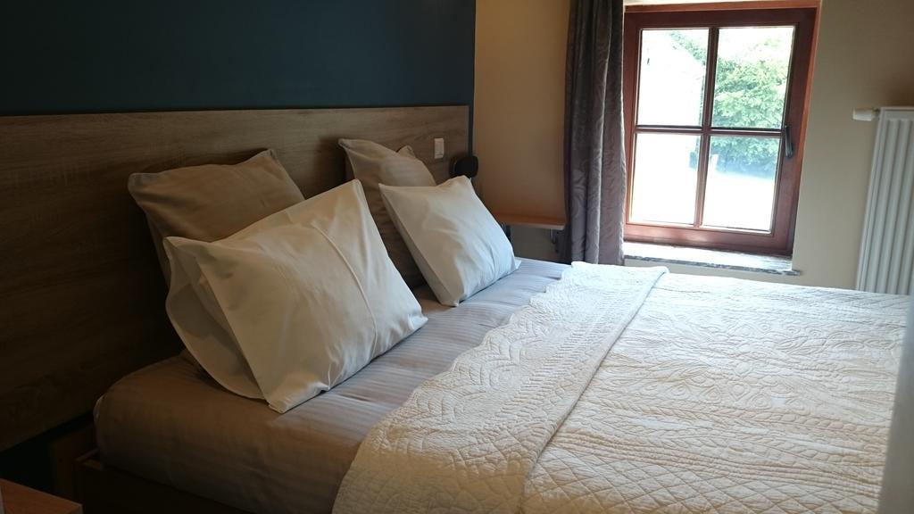 B&B Aux Anges Profondeville Bagian luar foto